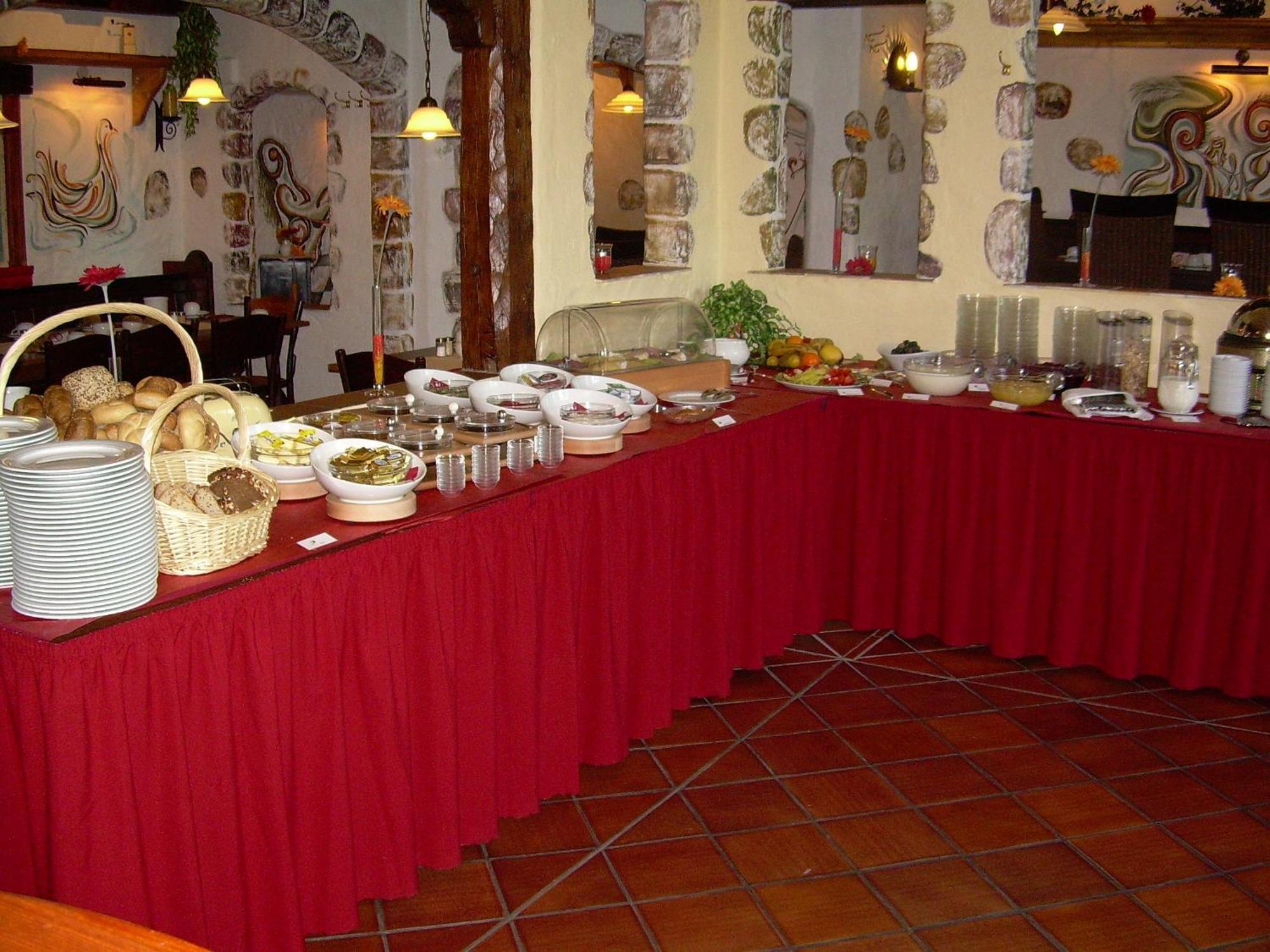 Parkhotel Neubrandenburg Dış mekan fotoğraf